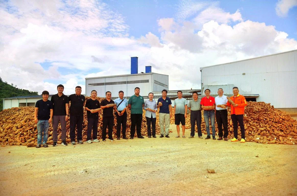 Laos origin visit group photograph